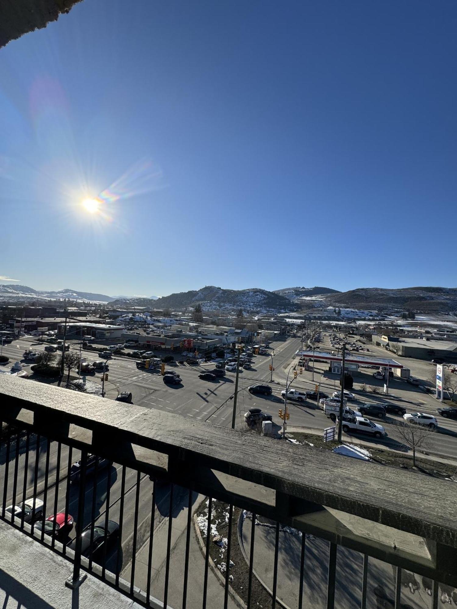 Divya Sutra Plaza And Conference Centre, Vernon, Bc Ngoại thất bức ảnh